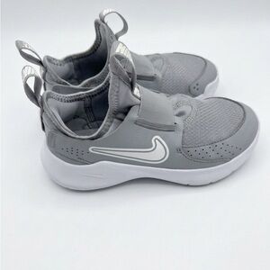 Nike Flex Runner GS Kids Size 13 Grey Silver Slip On Running Shoes School Play
